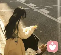 用心倾听，温柔陪伴
不评判、不催促、不敷衍
在这里，你可以放心说出所有情绪配图