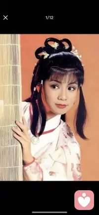 正中，但不板正；
邪气，但不戾气。

七分正，是底子里的靠谱；
三分邪，是骨子里的有趣。

做人嘛，
太正，容易无趣；
太邪，容易没边。

刚刚好的分寸感，
是对世界温柔，也对自己诚实。

🌒
你看到的从容，
都是与自己和解之后的，
那一点恰到好处的叛逆。配图