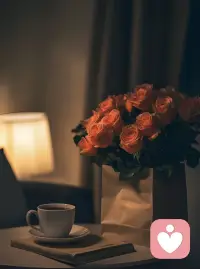 深夜12点，送走我的可爱来访。

她那么可爱——渴望被爸爸看见的害羞女孩。

陪她一层层剥开潜意识，看到那些“我不够好”的念头背后，藏着多么用力在爱的灵魂。

没关系啊，外界的声音再大，我们慢慢来。一点点认出真实的自己，一点点温柔接住那个慌张的小孩。

真的，你超可爱的。在成为自己的路上，你已经很棒了。配图