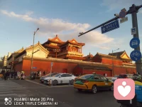 宽恕——不是和解，也不是辩解。
它是切断内在的依附，不再让它消耗你的能量。

只要心里还有怨恨，
你的一部分仍停留在过去：
那个未被倾听的对话，
那个让你受伤的瞬间。

宽恕不是说“这没关系”，
而是说：
“我不再愿意用当下的自己为此买单。”

恢复力量的仪式——不是魔法，
而是决定不再把注意力给旧故事。

有时候，最成熟的行为，
不是重建联系，
而是重新找回自己。配图