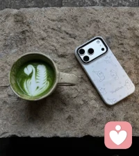 你是为自己而活，怎么会因为别人的几句流言蜚语就改变，难道别人说你长得丑你就不要这张脸了吗？那你也太没性格了。