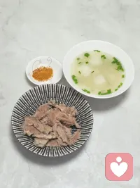 大家好，新人第一天报道，没有华丽言语，就是希望各位每天开心，三餐满足，四季温暖。从小共情力强，所以朋友多，属于倾听类型。
自从上班后，这种生活慢慢减少。希望在这里学习，并发挥一部分价值配图