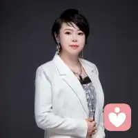 不用假装坚强，你可以哭、可以累、可以迷茫，我在这里听你说。