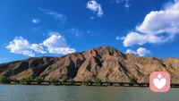 穿越山河以尺丈量
愉悦自己以心为度
大家安好，祝君安好配图