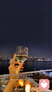 情感寄托可以是很多，但一定不要是人，别伤了自己，取悦了他人。配图