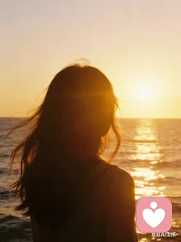 世间所有美好，
都恰逢其时。