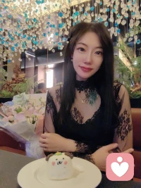 若你微笑，繁花自得