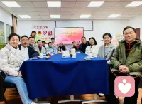 有些话你说出来，有人听，心情就好很多。
有些话你说出来，没人听，心情就坏很多。

唯有读懂了你，才能真正的倾听。
唯有你信任我，才能有效的交流。