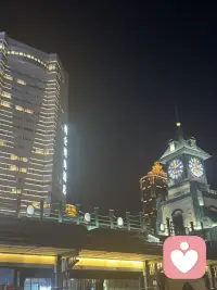 不用纠结争不争取 一段需要你拼命追赶 不断委屈自己的友情 本就不值得留恋