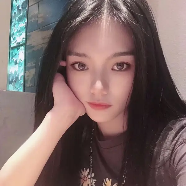 李沁疗愈倾听师