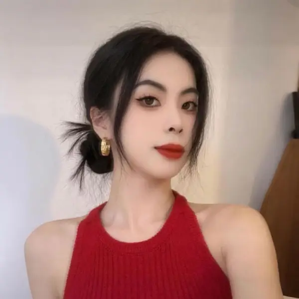 汐汐ya