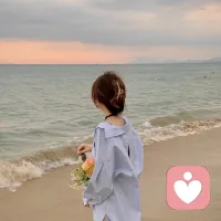 很多来访者和我说，总渴望有人懂自己、迁就自己。
可慢慢会发现，将快乐依附别人，注定满是失落。
把重心放回自己身上，去热爱生活、丰盈内心，不必困在一段关系里，所有坎坷，终要自己渡过去。