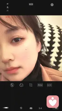 五年的时间，阅历让我看清人性，让我碎成渣。我只想把自己重新再找回来。配图