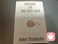 大多数人想追寻短暂的自由，用来掩饰他们的伤痛。他们喝酒，或者用物质来麻醉自己。他们买自己根本不在乎的东西，让自己生活变得更刺激……他们做这些事情，是为了让自己感觉更自由。可到了最后，这些事只能给他们带来更多痛苦。配图