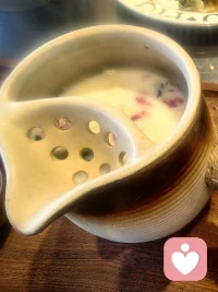 匆匆的日子，匆匆的过，就会心烦气躁。当安心放下，看看简单的食材，水果上的水珠，品品奶茶中淡淡的茉莉花香，安住于这个瞬间，好像也可以安然自得。不再烦躁刚才和未来。毕竟这个时间过去就不再回来了。