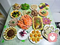 既然是倾听者，就先把生活过成治愈的样子。🍲 一桌热气腾腾的家宴，是给疲惫灵魂的第一份安顿。愿你也能在这个春天，被好好对待。#倾听师 #情绪价值 #治愈系 #好好吃饭 #我的日常配图