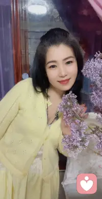 打开生活的天窗，阳光自然会照进来。早安！配图