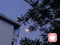 熟悉一个人，需要很久很久
但让你感到陌生，只需要一瞬间