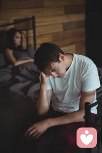 第八期《习惯性指责的伴侣》
 
     ——指责越多，心离越远
 
他的妻子习惯挑剔他的一切。
家务没做好要指责，说话语气不对要较真，
一点小事就放大，习惯性否定、冷嘲热讽。
 
起初他不停解释、努力讨好，拼命证明自己，
后来慢慢沉默、回避相处，心里越来越凉。
婚姻里最伤人的不是贫穷，不是苦累，
是永远得不到理解，只有挑剔与否定。
 
长期被指责、内心委屈压抑，
不懂怎么相处磨合，私信我，教你建立健康相处边界。