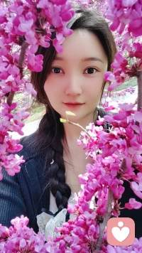 今天开始倾听之路，
新手报道，望多多关照
我会用心陪伴，耐心倾听。
不批判，不指责，不敷衍，不泄露个人隐私。
做你安全的情绪树洞
不管委屈，难过，迷茫，疲惫，还是说不出口的心事，
我都在这里，陪伴你，治愈你，做你最安心的倾听者。