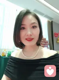 压抑的情绪不会消失，只会变成身体的病痛。允许自己脆弱，允许自己倾诉，才是爱自己的开始。如果你心里装了太多事，说不出口、没人理解，我在这里，安静听你说。配图
