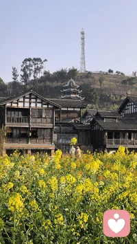 -不喜欢上班，不代表你没用
- 想摆烂、想逃，不代表你脆弱
- 允许自己讨厌上班，也允许自己今天情绪低落
 
你现在不需要硬撑着正能量，也不用逼自己立刻打起精神。
今天就把上班当成单纯的生存交易：我出卖时间，换取工资，仅此而已。不用对它投入感情，不用期待它给你快乐，就不会那么难受。
 
下班之后，你才是你自己。
吃点好吃的、躺平刷会儿手机、发发呆，都可以。先把今天熬过去，剩下的，慢慢再说。配图