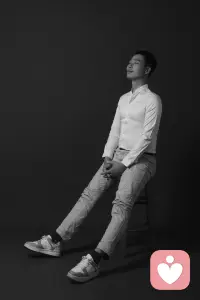 接纳从允许自己不接纳开始。
强迫自己接纳等于不允许自己不接纳。