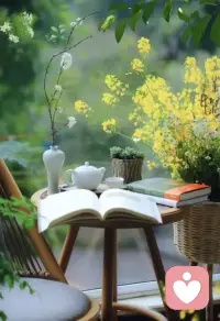 当你真正爱自己的时候，你就会睡得越来越早，也会越起来越喜欢锻炼。你不再纠结和焦虑，变得自信满满。去追求有意义的人和事，这个时候你会发现人生才刚刚开始，把时间分给睡眠，分给书籍，分给运动，分给花鸟树木和山川，分享你对这个世界的热爱，而不是浪费在无聊的人和事上。好好取悦自己，向阳生长，日子自有温柔与光亮。配图