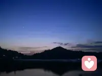 高敏感的人，总容易想太多、内耗太重
学会放过自己，允许自己慢一点
不勉强、不迎合，安静做自己就好