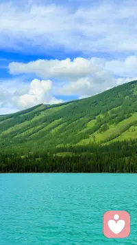 轻松不等于永远开心，而是允许自己说：“是的，我现在很担心，但这很正常。”试着把情绪想象成天上的云，你只是看着它飘过，而不是抓着它不放。当你不再强迫自己“必须立刻解决所有问题”时，心灵的空间就变大了。配图