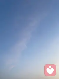 人真是有意思，痰在嘴里的时候不觉得脏，屎尿在身体里也不觉得脏，但是等她们排出体外了反而觉得脏了，还有袜子为什么一定要穿同样的颜色，这两天我就穿不一样的颜色，有意思，人的习性果然是意识造成的，意识时刻更新中❤️配图