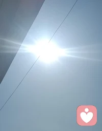 早安，不用去和任何人对比。只要今天比昨天多爱自己一点点，就是赢了配图