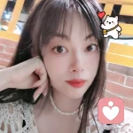 🌸玫瑰带刺的头像