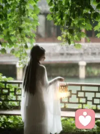 人很容易在高度同频的交谈里产生移情。
贪恋被读懂、惺惺相惜的氛围感，错把填补自身缺口的慰藉，当成宿命般的契合。
相逢惜缘即可，不必寄托全部情绪；
保持分寸自省，向外遇见知己，向内圆满自己。
——知禾｜情绪疗愈倾听