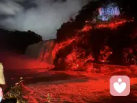 司马懿说看人之短，天下无一人可交。看人之长，世间一切尽是吾师。其实这一路走来，没有敌人，全是朋友和老师。以择人之心择已，以恕已之心恕人。你会发现，善良的人不喜欢斗，大气的人不喜欢争，低调的人不喜欢比，聪明的人不喜欢评。因为不斗修身，不争养性，不比养心，不评养德。别人待我如何，那是我的因果。我待别人如何，这是我的修行。人生海海，山山而川，不过尔尔，各自因果各自了，各自修行各自好。
学最好的别人，做最好的自己。配图