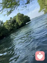 致自己
每个优秀的人都有一段沉默的时光，那段时光是付出很多努力，却得不到结果的日子。我们管它叫：扎根，沉淀，积累。不要老觉得为什么我改变了，努力了，可还是没有看到效果。一努力就要看到效果，那是小孩子才会做的事情。
很喜欢一段话：我的人生没失败，因为我要么成功，要么成长。我的人生没有敌人，全是老师，所以我要么得到，要么学到。我的人生没有白走的路，对了就庆祝，错了就记住。
何时葡萄先熟透，你要静候再静候；何时功成与名就，你要静心再静心；辞家千里又千里，务必争气再争气。尝遍人间万般苦，只为人前不低头。配图