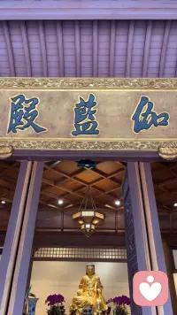 深耕情绪倾听，做你深夜的心灵避风港
见过太多无处诉说的心事，懂得成年人的万般不易
不评判、不说教、只倾听
静静接住你的所有负面情绪
陪你梳理心绪，和解自己，慢慢自愈