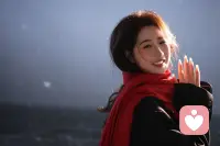 站在属于自己的高度，看自己该看的风景
本自具足 莫向外求  
不为情绪所影响 才是最高级的自由配图