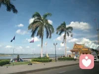 大家好，我是平台为您推荐的专业心理咨询师和倾听师妮妮，温暖且有力量。

我在这里认真听你说，这里很安全，你可以慢慢讲，不用着急。
不管是什么情绪、什么困扰，我都愿意接住你。
你想说什么都可以，我会一直陪着你，感恩遇见。配图
