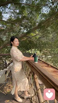 🌙 晚星叙意，正式入驻啦
一个走过离婚、负债、带娃自愈的35岁宝妈，懂你深夜的情绪内耗，懂你无人诉说的委屈。
在这里，做你最安心的情绪树洞，不评判、不打断，认真倾听每一份心事。
如果你正被情绪困住，随时来找我，我一直都在。
#晚星叙意 #情绪树洞 #宝妈陪伴 #情感倾听配图