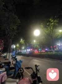 生活慢慢来，好运在路上，你也在变好。配图