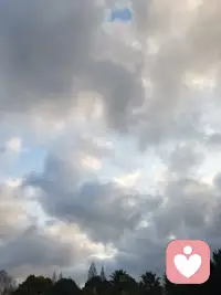 优秀的生活状态，不是仰望别人，而是把自己活成一道风景！只要自己变优秀了，其它的事情一切都会跟着好起来。配图