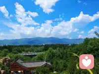 判断心里是否异常的7个方面：
1.痛苦：来访者自身存在主观心理痛苦
2.适应不良：异常心理影响社会功能（如工作、社交、生活）
3.不合理：思维内容/形式紊乱、无逻辑、脱离现实
4.不可预知与失控：行为突然发生、无征兆，个体难以自我控制感
5.少见或非传统性：行为/感觉罕见，超出日常场景的合理范围
6.观察者不适：行为让他人产生心理不适（如压力、反感）
7.违背标准：行为不符合社会普遍认可的道德/规则准则
 
跟我们身体生病一样，我们的心理也会生病
心理生病并不可怕，客观看待，积极治疗