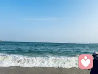 去外面看看，看看自由的天空，蔚蓝的大海配图