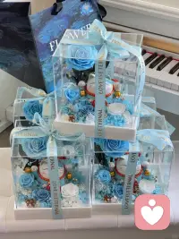 今日小满，人间小满胜万全。
人生难有完全丰盈的时刻，
我祝你人生都是小满，
祝你有微小的幸福，连绵不断。配图