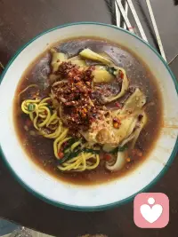 不开心的时候，只要吃好也会开心的
有谁知道这是哪里的特色美食💕💕💕配图