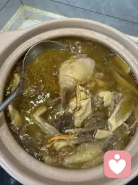 要开心啊，自己给自己来碗鸡汤。