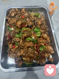 开心，用美食犒劳自己，不管外边的风吹雨打，只享受小窝的春暖花开。