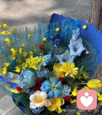 心不死，道不生
 
一个人的觉醒，1%靠别人提醒，99%靠千刀万剐。心不死则道不生，欲不灭则道不存。心不苦则智慧不开，身不苦则福禄不厚。
 
任何人的劝阻都不会让你大彻大悟，真正让你如梦初醒，看透人情事故的，只有经历、吃亏、受伤，置之死地而后生，陷之亡地而后存。配图