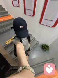 锻炼分泌三种快乐激素！
多巴胺：变轻松，心情变好
内咖肽：止痛，解压，减少难过
血清素：稳定情绪，不暴躁，不敏感
让我们锻炼起来，面对更好的自己